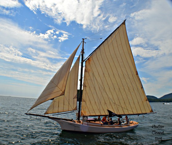 Lobster Sloop Chrissy under sail