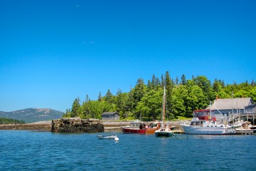 Cranberry Cove Ferry | Downeast Windjammer Cruise Lines