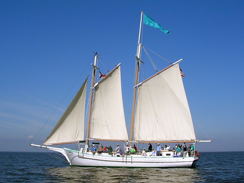 Schooner Sunset Sail Joshua - Downeast Windjammer Cruise Lines